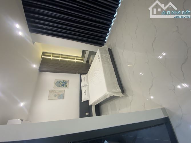 🏡 BÁN NHÀ 3 TẦNG ĐÚC – TRẦN ĐỨC – ĐƯỜNG 10,5M, LỀ 5M ✨ Kẹp kiệt bên hông 3m – thoáng mát, - 6