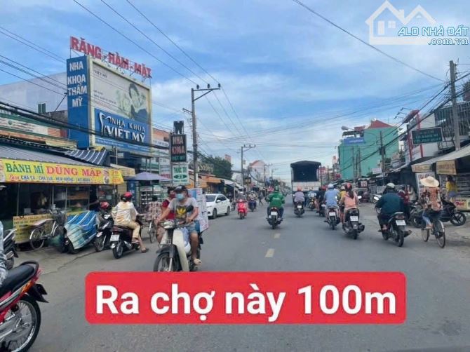 Nhà chợ Nhựt Chánh Bến Lức nở hậu đường 6m nhựa chỉ 1tỷ8 - 6