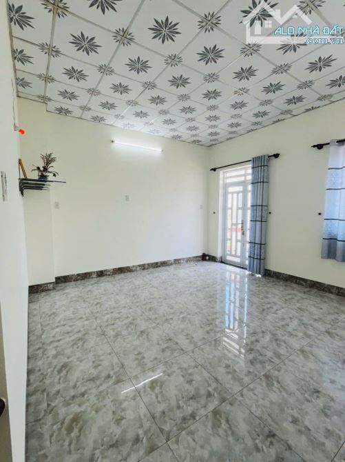 CHO THUÊ NHÀ 2 LẦU MỚI ĐẸP - CÓ NỘI THẤT - KDC VĂN HOÁ TÂY ĐÔ - 7