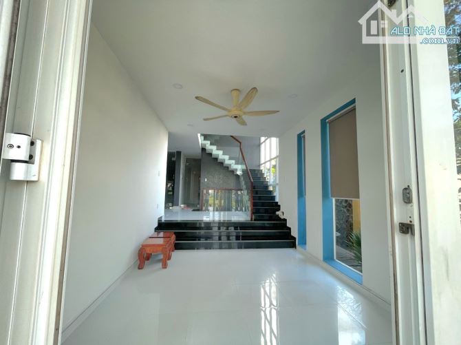 BIỆT THỰ 3 TẦNG, MẶT TIỀN - KDC KIẾN Á, QUẬN 9 - 7