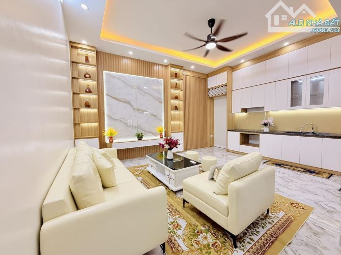 Trung tâm phường Vĩnh Hưng, nhà mới cực thoáng sáng, 38m2, nhiều ngủ, full nội thất. - 7