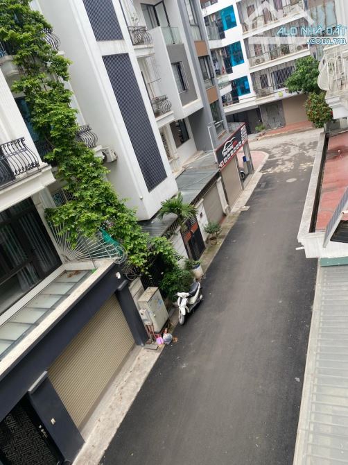 Bán liền kề thang máy kinh doanh Thanh Bình Mỗ Lao dt 100 6t - 7