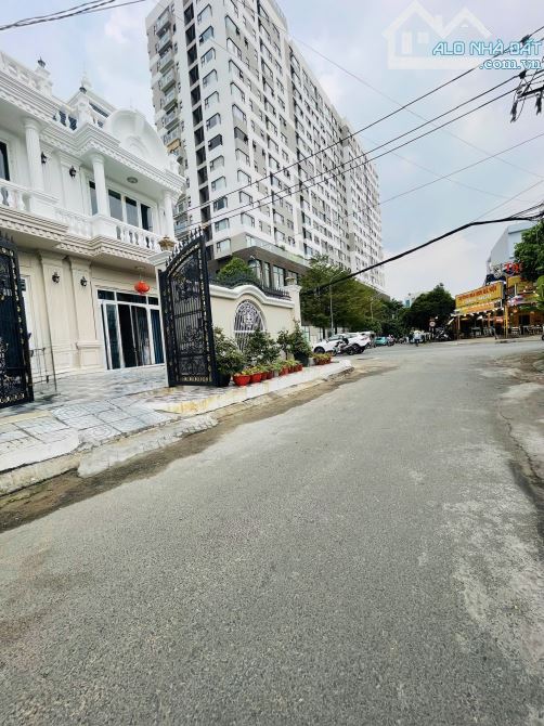 Hàng Đầu Tư Chốt ngay kẻo lỡ Nhà mặt tiền 105m2 ngang 5m ngay Đào Trinh Nhất Linh Tây 8.4T - 7