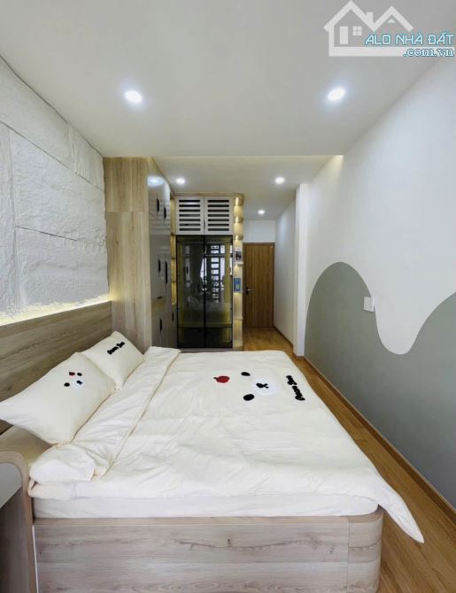 BÁN NHÀ ĐƯỜNG 6M NGAY CƯ XÁ ĐÔ THÀNH QUẬN 3, ĐƯỜNG NGUYỄN HIỀN - GIẢM SÂU CÒN 5TỶ990. SHR - 7