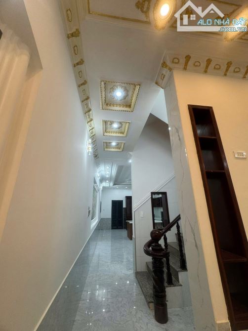 Bán căn nhà 1 trệt 3 lầu, đã hoàn công, tặng 10 phòng ngủ Tại trung tâm TP Bà Rịa củ - 7