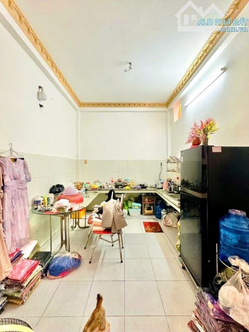 Bán Nhà Gò Vấp, Hẻm Xe Hơi 1 Trục, Gần Công Viên Làng Hoa, Ngang 6m, Chỉ Hơn 7T - 7