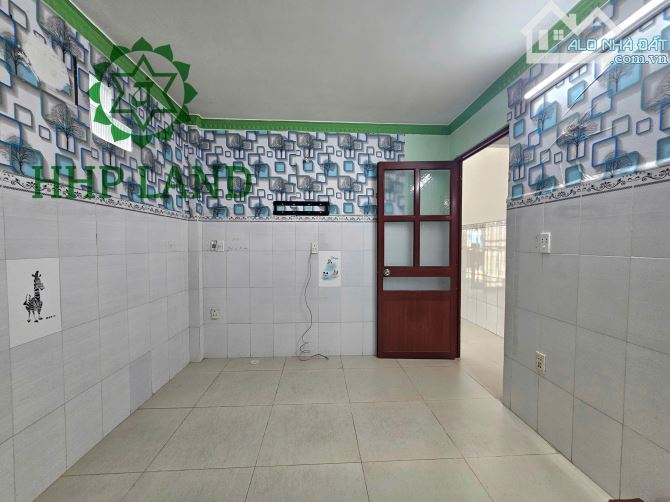 Hạ giá bán nhà sổ riêng cách đường Nguyễn Ái Quốc 80m, phường Tân Phong - 8