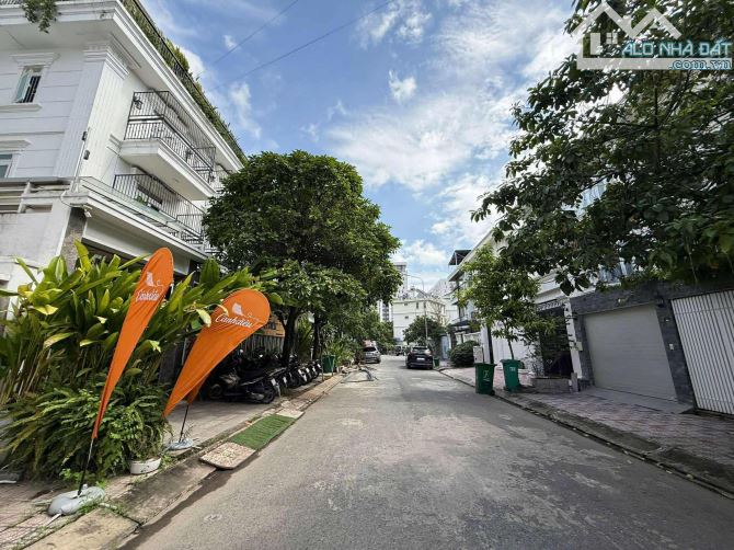 Bán BIỆT THỰ đẵng cấp Khu Compound Liên Phường PLB Q9 270m2 Giá 26.99 Tỷ - 8