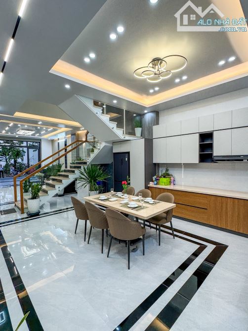 NHÀ PHỐ 3 TẦNG MẪU MỚI THUỘC KDC HỒNG LOAN - 8