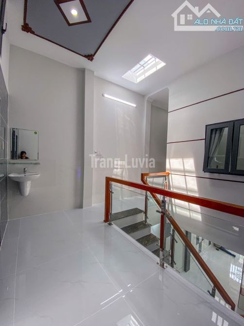 BÁN NHÀ XÂY MỚI ĐẸP KIÊN CỐ HẺM Ô TÔ GẦN CHỢ CẦU VÁN - 8