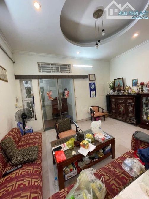 TRÚC KHÊ - HUỲNH THÚC KHÁNG-ĐỐNG ĐA-53M-PHÂN LÔ BÀN CỜ-Ô TÔ ĐỖ CỬA-GIÁ MỀM-CHỈ 9.6 TỶ - 8