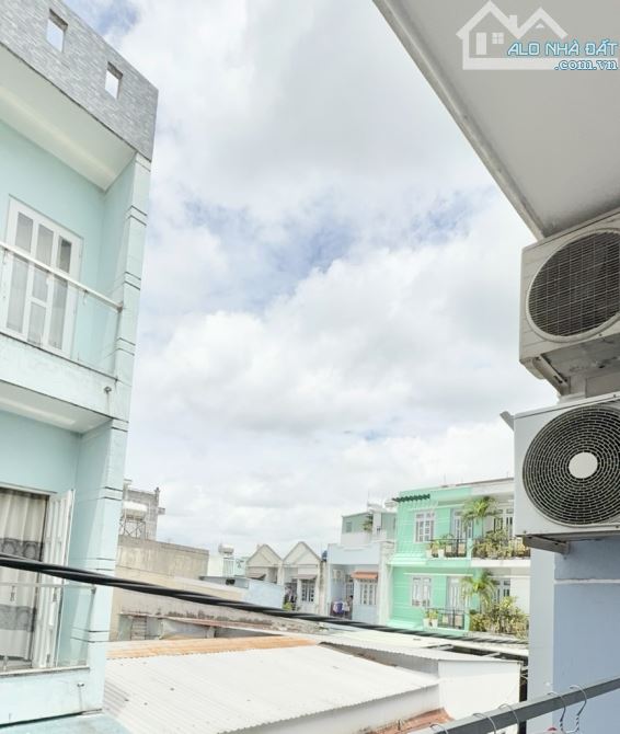 Bán nhà đẹp DT( 4x11)x2 tầng, hồ văn long,bhhb, bình tân, hẻm 5m, shr giá chỉ 3.xx tỷ tl - 8