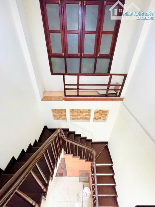 NHỈNH 12 TỶ - VĂN CHƯƠNG - LINH QUANG - Ô TÔ QUA CỬA - 5 TẦNG - 2 MẶT TIỀN - KINH DOANH - 8