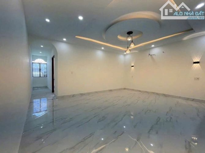 Nhà chợ Nhựt Chánh Bến Lức nở hậu đường 6m nhựa chỉ 1tỷ8 - 8