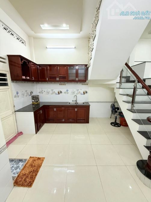 Cho Thuê Nhà Trệt lâu hẻm 48 Nguyễn Trãi - có máy lạnh 1 cái - 8