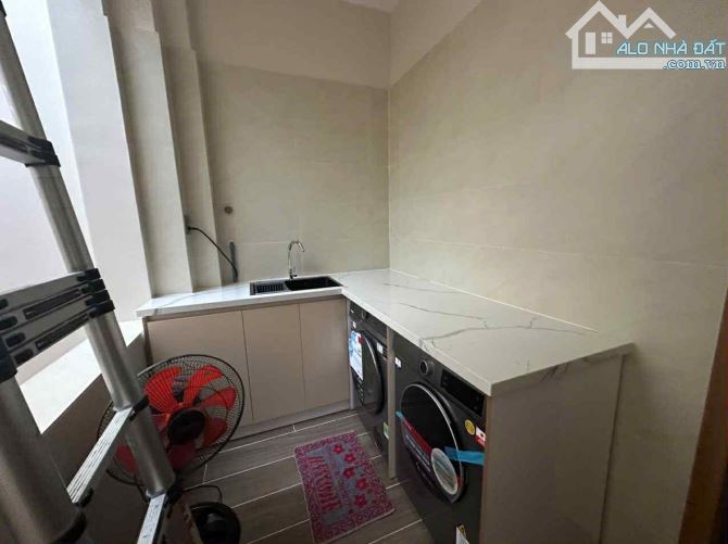 BÁN NHÀ 2 TẦNG MẶT TIỀN NGUYỄN HỮU HUÂN, NHA TRANG 76M2 CHỈ 10.3 TỶ CHO THUÊ 25TR/THÁNG - 9