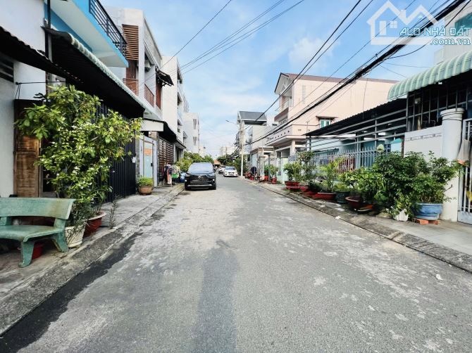Hàng Đầu Tư Chốt ngay kẻo lỡ Nhà mặt tiền 105m2 ngang 5m ngay Đào Trinh Nhất Linh Tây 8.4T - 9