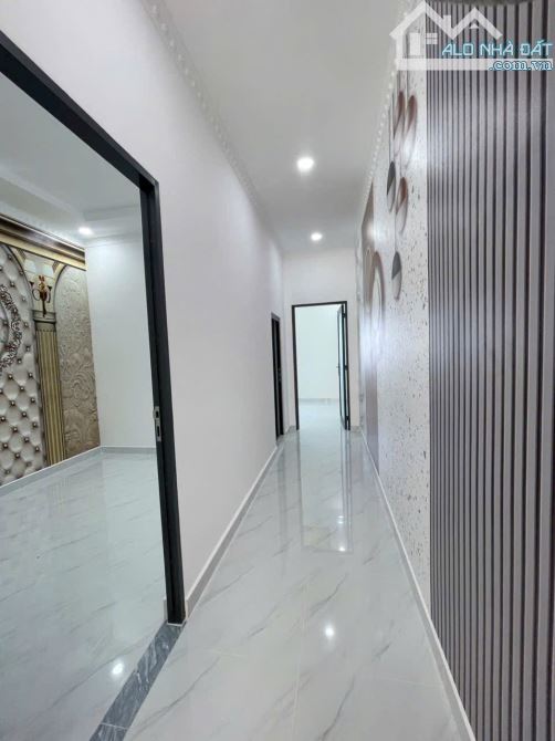 NHÀ 1 LẦU 4,2 X 27M VỪA MỚI HOÀN THIỆN - MẶT TIỀN ĐƯỜNG THÔNG 6M - SỔ HỒNG RIÊNG - 9