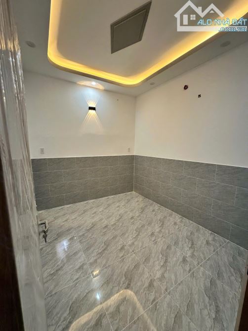Bán nhà mới đẹp hẻm Hoài Thanh Phường Phú Định (Phường 14 Quận 8 cũ). Nhà nở hậu, gần chợ - 9