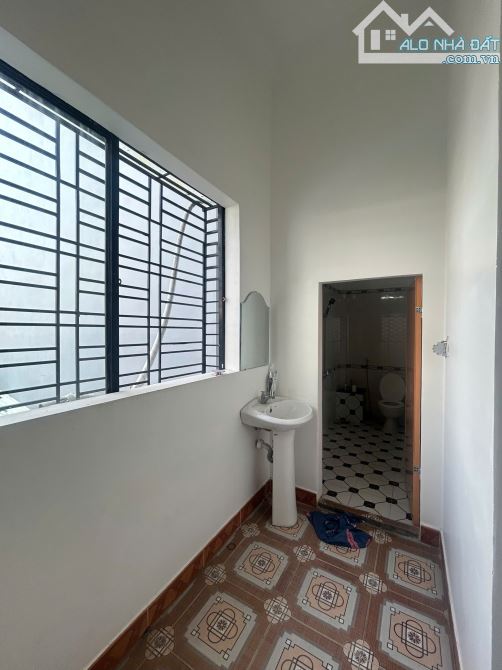 BÁN NHÀ 2 tầng 2 mê kiên cố MẶT TIỀN ĐƯỜNG HỒ TÙNG MẬU GẦN BIỂN NGUYỄN TẤT THÀNH - 9