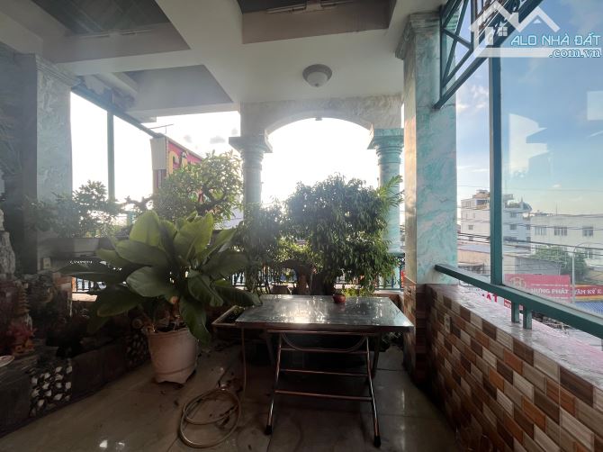 BÁN NHÀ MẶT TIỀN NGUYỄN ẢNH THỦ - KD ĐỈNH 4 TẦNG CHỈ HƠN 10 TỎI QUÁ RẺ KHÔNG CÓ CĂN THỨ 2 - 7