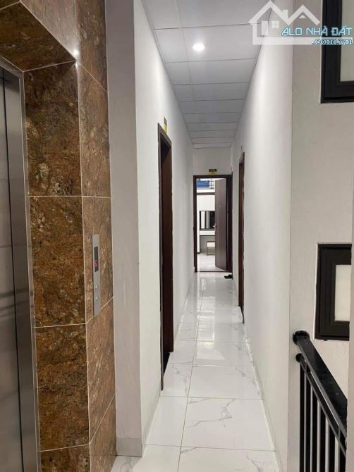 Toà dòng tiền 68 Triều Khúc, 105m, 9 tầng, gần ô tô, 38 phòng. 25 Tỷ - 9