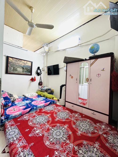 Bán nhà hẻm xe hơi huỳnh tấn phát Q7 DT: 4.2*15 giá 6toi5 - 9