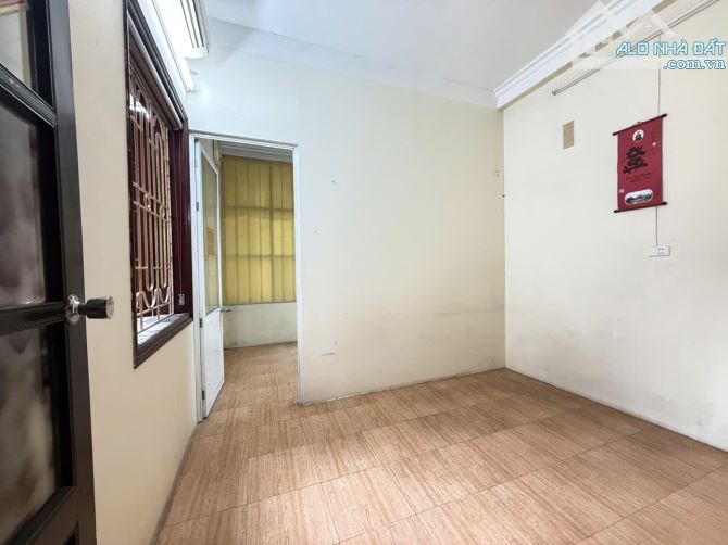 THÁI THỊNH - ĐỐNG ĐA - LÔ GÓC - Ô TÔ VÀO NHÀ -  4 TẦNG - 4 NGỦ - CHỈ HƠN 14 TỶ - 9