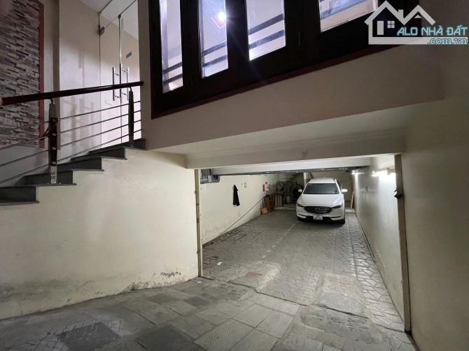 Cho thuê nhà ô tô, kd, vp Đông Quan, Cầu Giấy, 100m2, 3 tầng, tầng hầm, 23tr - 9