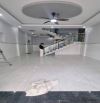 Bán nhà 1 trệt 1 lầu gần VinCom cách đường Dường Tử Giang 40m, phường Tân Tiến