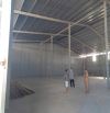 Cho thuê kho mặt phố Văn Tiến Dũng, Bắc Từ Liêm. DT 3000m, cao 7m, có điện 3fa, nước sạch.