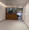 Cho thuê nhà ngõ phố Yên Duyên Yên Sở Hoàng Mai 40m x 5 tầng, giá 11tr/tháng