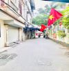 Bán nhà mặt ngõ Thuỵ Khuê - sát mặt phố - oto 16 chỗ qua nhà - ngõ thông phố Trích Sài