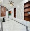 Bán nhà Phố Trạm, Long Biên 31m2, 5 tầng, ô tô thông đỗ cổng, nội thất đầy đủ, 6.95 tỷ