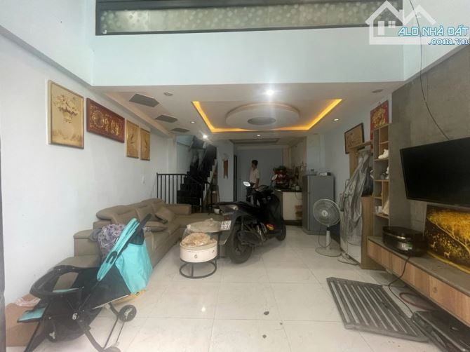 NHÀ 2 TẦNG kiệt CÔ BẮC – TRUNG TÂM HẢI CHÂU ĐÀ NẴNG, GIÁ RẺ, GẦN SÂN BAY