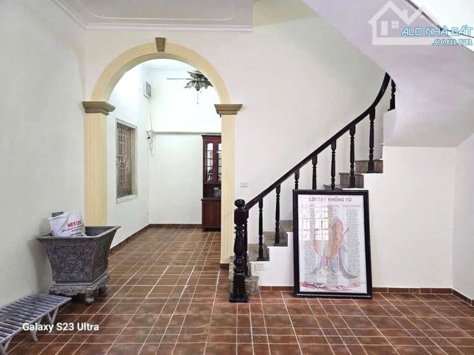 Nhà 51m² Hồ Tây Sổ đỏ, cách Hồ 30m , vừa ở vừa giữ tài sản.