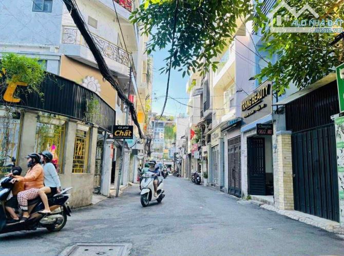HẺM XE HƠI 6M - CMT8 - NGANG 4M- 45M2 CÔNG NHẬN – 6.x TỶ