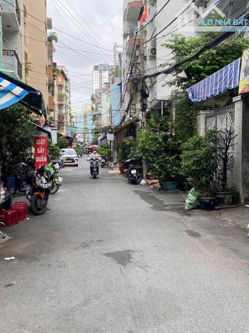 7.x TỶ - HẺM XE HƠI 6M - CÁCH MẠNG THÁNG TÁM - NGANG 5M - 60M2