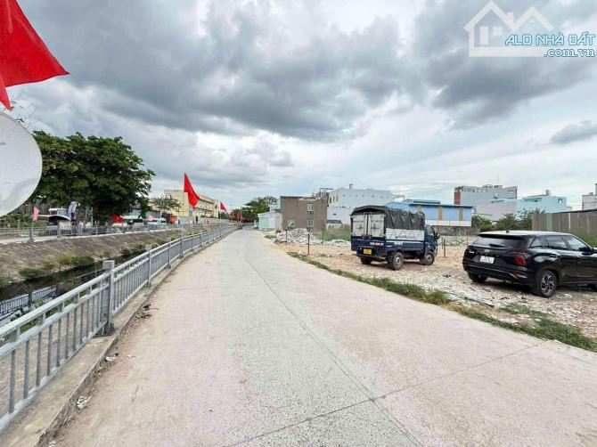 MẶT TIỀN VIEW KÊNH AN PHÚ ĐÔNG 9 NGUYỄN THỊ NHUẦN QUẬN 12 GIÁ RẺ 11 TỶ