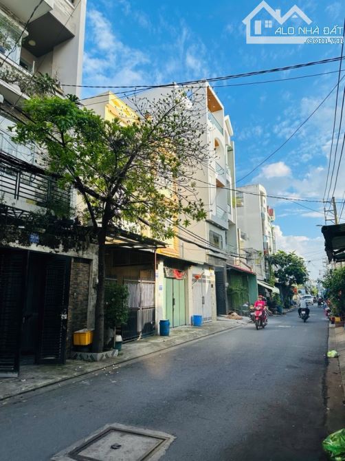 NHÀ BÌNH TÂN GIÁP TÂN PHÚ,VĂN CAO,BÌNH LONG,3 TẦNG,72M2(4×18)4PN,ĐƯỜNG XE TẢI CHỈ 8.2 T