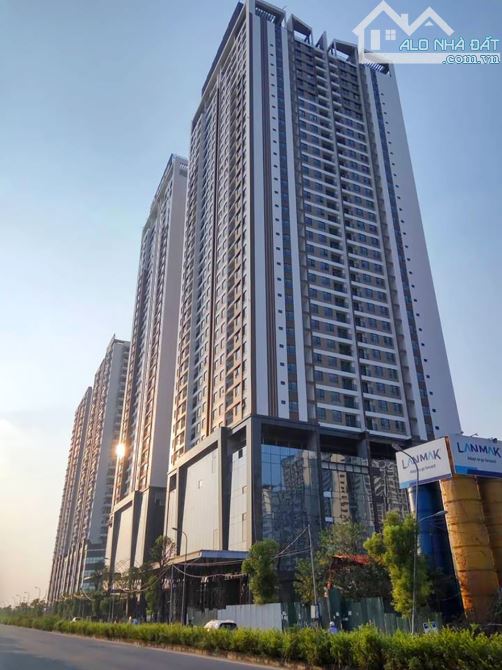 BÁN CHUNG CƯ LẠC HỒNG NO1-T5 NGOẠI GIAO ĐOÀN - FUL NỘI THẤT - 108M - 3PN - 2VS