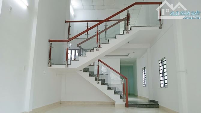 🏡 SIÊU NGON – HIẾM – DIỆN TÍCH KHỦNG ♦️ Sau mặt tiền chỉ 1 căn – 2 tầng kiên cố – Nở hậu