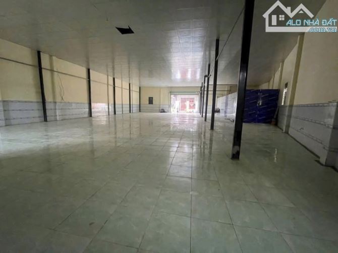 Cho thuê 350m2 kho Tân Phước Khánh có điện 3 pha giá 8 tr/ tháng
