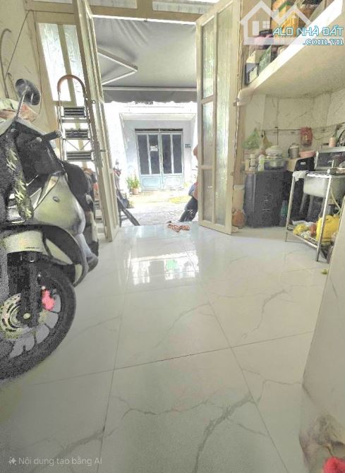 2.15 Tỷ- Bán nhà Bình Tân, Tân Hoà Đông- 18,6m3- 2 tầng- Sổ riêng