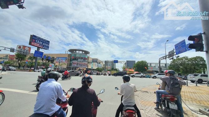 HIẾM - BÁN ĐẤT NỀN LÔ NHÌ NGUYỄN THỊ THẬP, Q7, (4x19), 16 TỶ