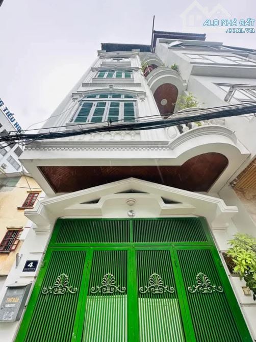 -BÁN NHÀ ĐÀO TẤN, BA ĐÌNH, DIỆN TÍCH 36/40M2. 6 TẦNG, LÔ GÓC  Ô TÔ VÀO NHÀ, ĐỖ CỬA . GIÁ .