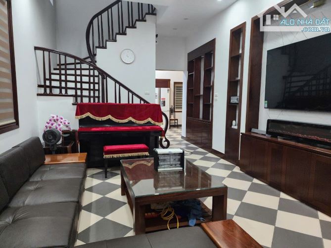 Xuân Đỉnh 57m2, 5 tầng,mt 5m, 10.3 tỷ - giá đầu tư