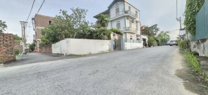 🏡 SIÊU PHẨM LÔ GÓC - NHÀ 4 TẦNG ĐẸP MỚI  📍 Vị trí: Thôn Đoài, Nam Hồng, Đông Anh, Hà Nội