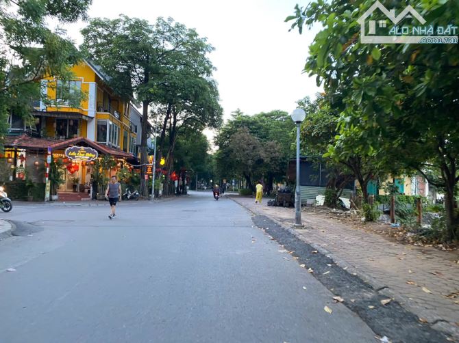 LÔ GÓC - 3 MẶT THOÁNG VĨNH VIỄN - TRƯỜNG HỌC CÁC CẤP SÁT NHÀ - 3 BƯỚC CHÂN RA GA METRO  👉