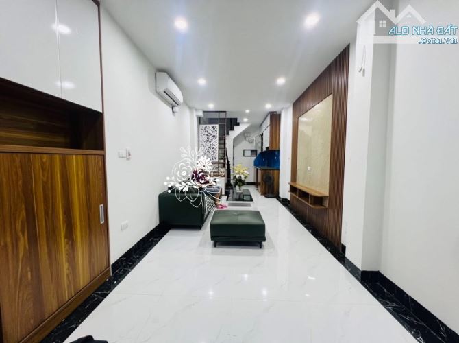 B.Á.N NHÀ TRƯỜNG CHINH 34m2*6T_NGÕ THÔNG_TRƯỚC NHÀ THOÁNG RỘNG, hơn 7 tỷ